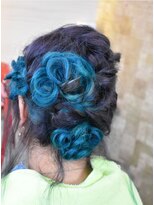 プリエール ド ランジュ&nbsp;個性的なアップスタイル☆