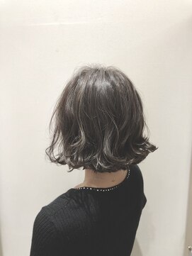 ジャパン ホンテン(JAPAN HONTEN) 切りっぱなしボブ