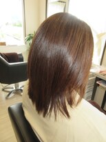 コア フィール ア デイ(COIFFURE A DAY)&nbsp;【見附今町M3D】ミディアムレイヤー