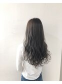 オリーブグレージュ