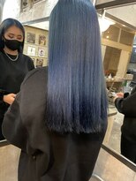 メーヴェ(Mowen)&nbsp;南堀江　mowen ネイビーブルー×切りっぱなし