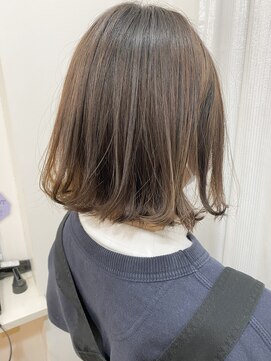 クラウドヘアー 東照宮店 切りっぱなしボブ