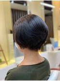 小顔/グラデーションショートボブ/丸み/黒髪/30代40代50代
