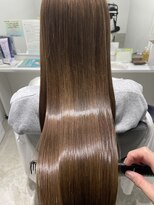 イレス 新札幌店(IRESU)&nbsp;ドレスヘア/ショコラアッシュ/弱酸性縮毛矯正 札幌市 / 新札幌