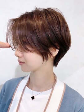 ビュー フクオカ(VIEW FUKUOKA) 大人ショートカットウェットヘアオリーブベージュデザインカラー