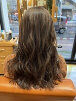 フレンズ 手稲店(friend's)&nbsp;髪質改善ふわっとカールハイライトベージュカジュアル札幌