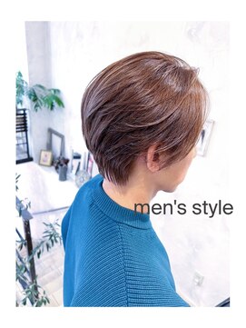 ヴィータ 白金(vi ta) 手ぐしで決まるメンズミディアム