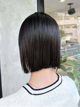 ラッキーヘア 加古川(Lucky Hair) ぱつっとボブ【芝本】