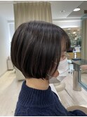 ショートボブ前下がりアッシュブラウン