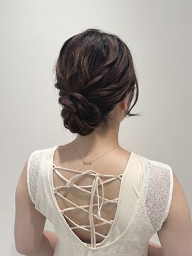 サヴォア(Savoir) ゆるっとまとめ髪◎シニヨンスタイル