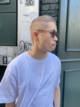 ランプ 代官山(the lamp) ツーブロックメンズショートレイヤーメンズアップバング刈り上げ