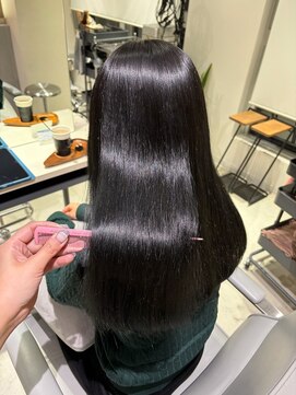 ヨキ(yoki.) ブルーブラック◎地毛風カラー◎髪質改善