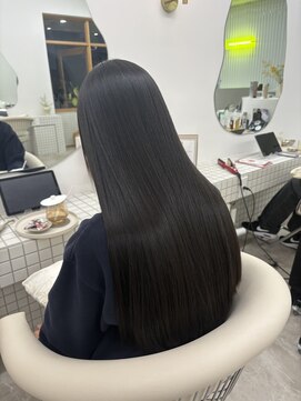 デビュー 沖縄泡瀬店(Debut) 着物ヘア/大人ガーリー/ダークアッシュ/似合わせカット/