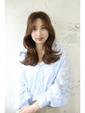 フォルテ 榛原パームス店 大人ガーリーダークアッシュ似合わせカットミディアムレイヤー