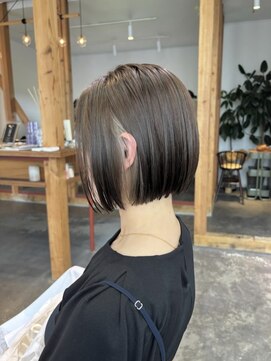 エト(eto) 綺麗におさまるミニボブ ボブ インナーカラー