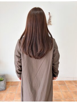 フェアリーエム(fairy.m) 大人可愛い内巻きレイヤーカット顔周りカット