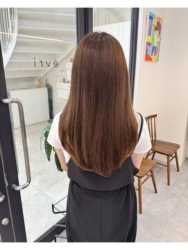 エブリ(evri) ロング　レイヤー　髪質改善　縮毛矯正　まとまり　前髪カット
