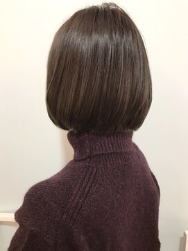 ヘアーメイクオズ(hair make O/S) 【O/Sナオキチ】 20代から30代にオススメ☆ グレージュボブ☆