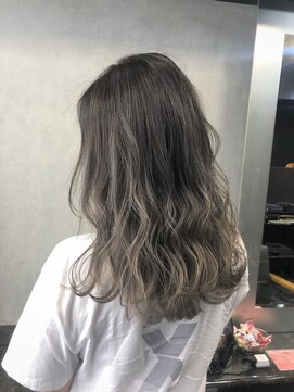 アンク クロス 吉祥寺店 【ANKHCROSS吉祥寺】グラデーション、目立つハイライト☆