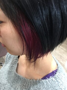 スピニングヘアティアナ(spinning hair Tiana.) レッドヴァイオレットインナーカラー