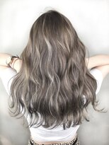 アンダーバーホワイト 鳳店(_WHITE)&nbsp;☆ハイライト×アッシュベージュ☆