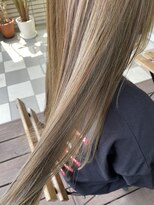 ダブル(W)&nbsp;【hair salon W】アッシュベージュ