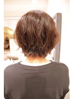 リベルタ(Re:berta)&nbsp;くせ毛を活かしたルーズウェーブショートボブ脱縮毛矯正