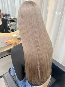 ルノン(LUNON) イメチェンヘアスタイルホワイトブロンド外ハネボブ美髪のススメ