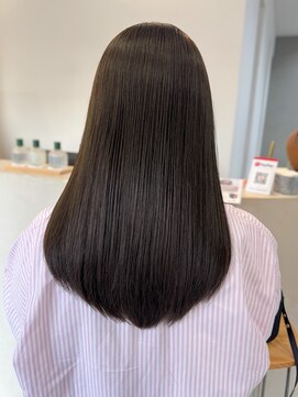 ミュゼプリュム(Musee plume) 【梅雨対策】美髪ストレートヘア