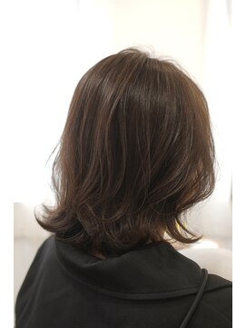 キキコウベ(kiki-kobe) 【5０代】イノアオイルカラー＋ヘッドスパ