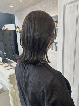 キャアリー(Caary) 福山美容室caary イルミナカラーオリーブグレージュ外ハネ20代