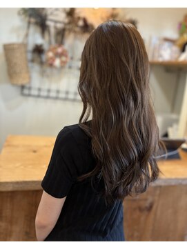 ヌーヌ(NU NU) 夏にオススメ♪nuts beige