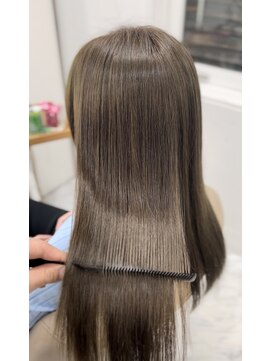 リゼル ユア 渋谷(RISEL YUA) 赤みゼロ×シルキーグレージュ