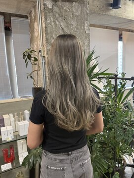 リラクオーレ 三宮 元町(LIRA CUORE) 髪質改善/縮毛矯正/レイヤーカット/ハイトーン/ブリーチ