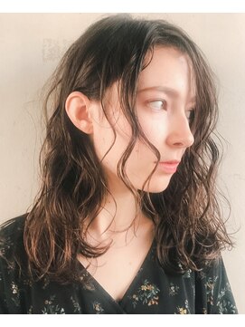 アンフィグ 吉祥寺(anfig) デザインカラー/ウルフ/レイヤー/ハッシュカット/ケアブリーチ