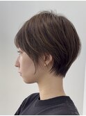30代/小顔カット/コンパクトショート/オリーブグレージュ/豊中