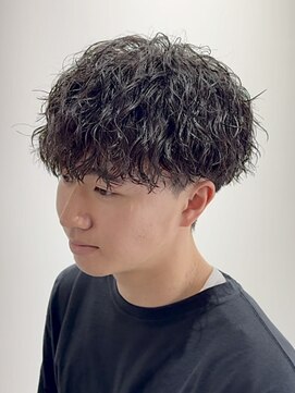 シーク 八王子(CHIC) 刈り上げマッシュ×縦落ちツイスパ【八王子】