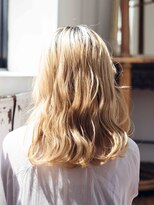 ヘアアンドリラクゼーション シャッセ(Hair&Relaxation SASE)&nbsp;ハイトーンミディ
