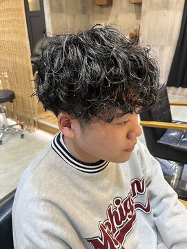 アイフィ(iFY) 波打ちスパイラルパーマ