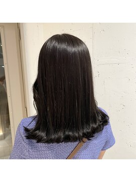 ラミ(L'ami) 地毛風カラー/大人フェミニンミディアム/艶髪暗髪