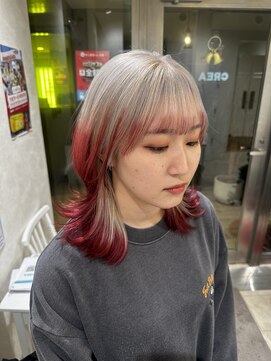 クレア 下北沢(CREA) 赤白