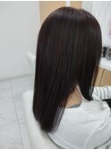 ナチュラルなストレート感の縮毛矯正
