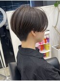 ハンサムショート 刈り上げ 個性派 赤み消しカラー グレージュ