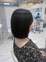 アルターシェリー(aL-ter che'rie)&nbsp;切りっぱなしボブ/ホワイトグレージュ/ミニウルフ　新籾