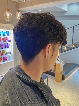 バイエイト(X８) メンズ/パーマ/ニュアンスデザイン