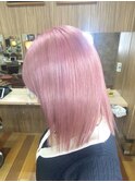 ピンクベージュ