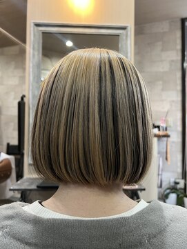 アンブレラカラーとフェイスフレーミングのデザインカラーです。