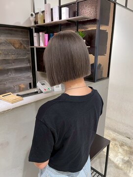 シェノン バイ アランスミシー 表参道(CHAINON by Alan smithee) 表参道/クラゲヘアー/オリーブグレー/小顔/ココアベージュ/渋谷