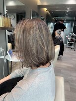 ステラバイケンジ 藤沢(STELLA by KENJE)&nbsp;白髪ぼかし細めハイライト30代40代50代【藤沢　藤沢駅】