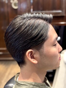 ザバーバー 渋谷(THE BARBER) ツーブロック　刈り上げショート